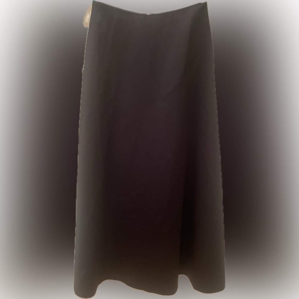 Ann Taylor Elegant Black Women's full length satin skirt